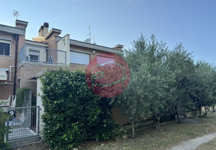Casa adosada en Santarcangelo Di Romagna, Rimini, Santarcangelo Di Romagna - € 435.000 | Ref: S-V1-012 - photo 1