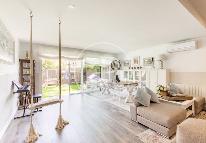 Villa i La Moraleja, Madrid, La Moraleja - € 2.150.000 | Ref: VMN2607007 - foto 1
