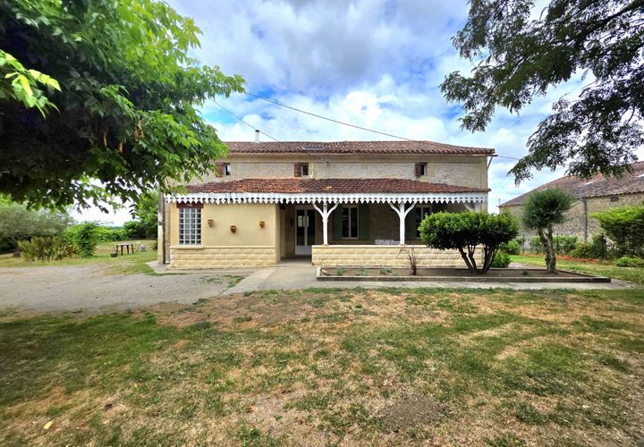 Villa i Lauzun, Lot-et-Garonne, Lauzun - € 256.800 | Ref: BVI77980 - foto 1