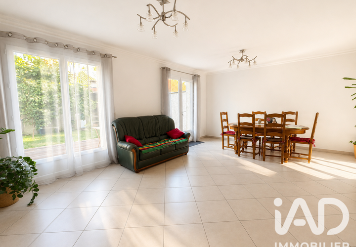 Villa a Chatou, Yvelines, Chatou - € 690.000 | Ref: 55460 - foto 1