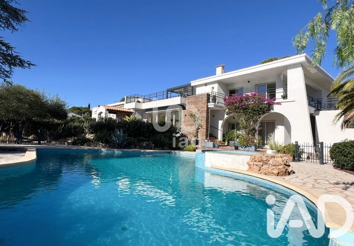 Lejlighed i Saint-Raphaël, Var, Saint-Raphaël - € 665.000 | Ref: 60329 - foto 1