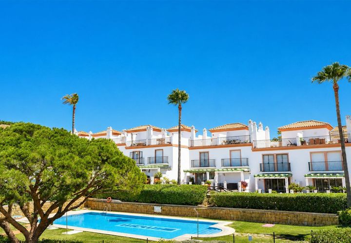 Rækkehus i Cabopino, Malaga, Cabopino - € 499.900 | Ref: R5434852 - foto 1
