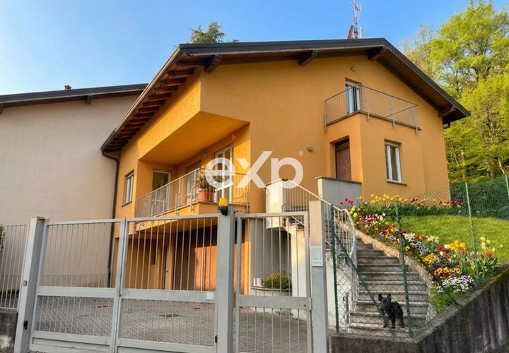 Villa i Galbiate, Lecco, Galbiate - € 580.000 | Ref: exp-012161 - foto 1