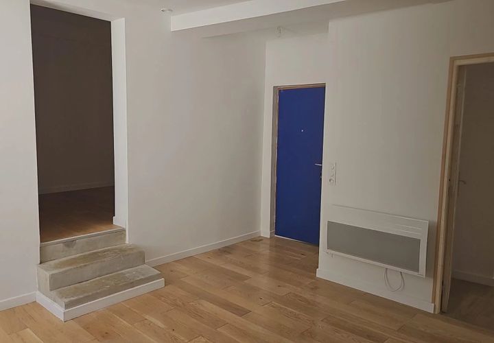 Apartament a Uzes, Gard, Uzes - € 535/mes | Ref: 87119026 - foto 1