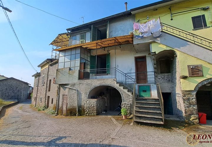 Villa i Filattiera, Massa and Carrara, Filattiera - € 40.000 | Ref: A301 - foto 1