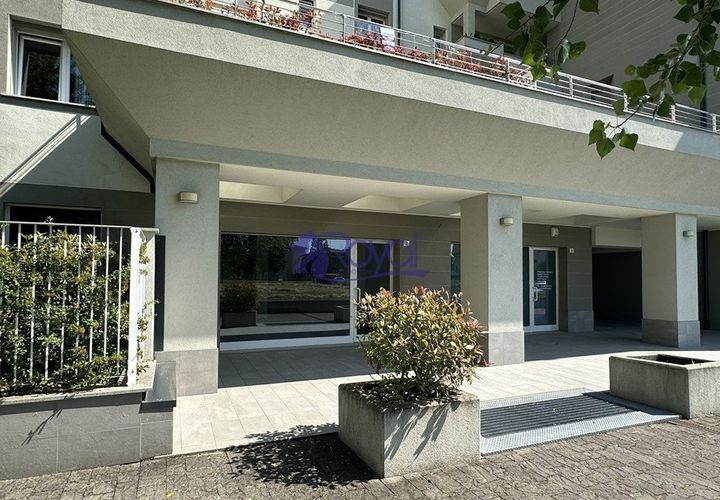 L'establiment comercial a Canegrate, Milan, Canegrate - € 180.000 | Ref: CN- CM01 - foto 1