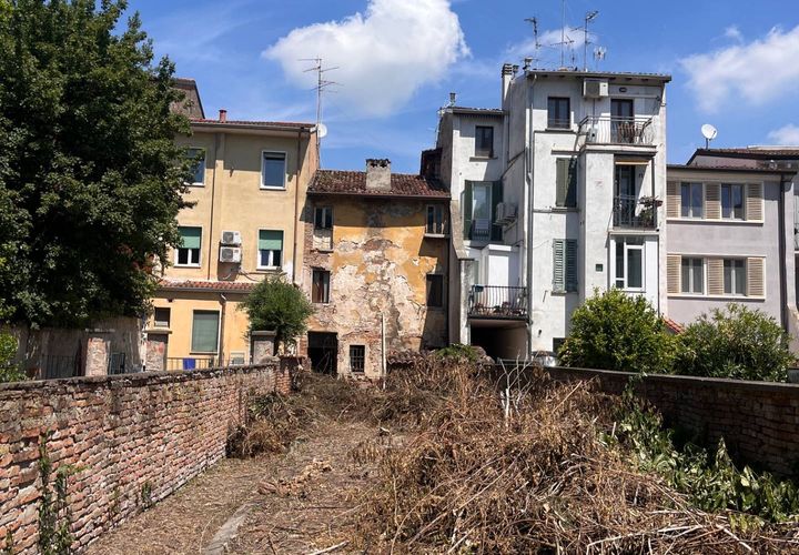 Villa a Mantua, Mantua, Mantua - € 158.000 | Ref: 6436 - foto 1