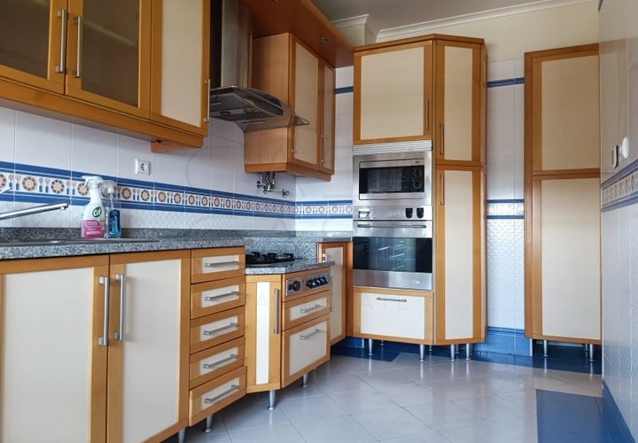 Apartament a Setubal, Setubal, Setubal - € 1.200/mes | Ref: CC_APA_T3_16151 - foto 1
