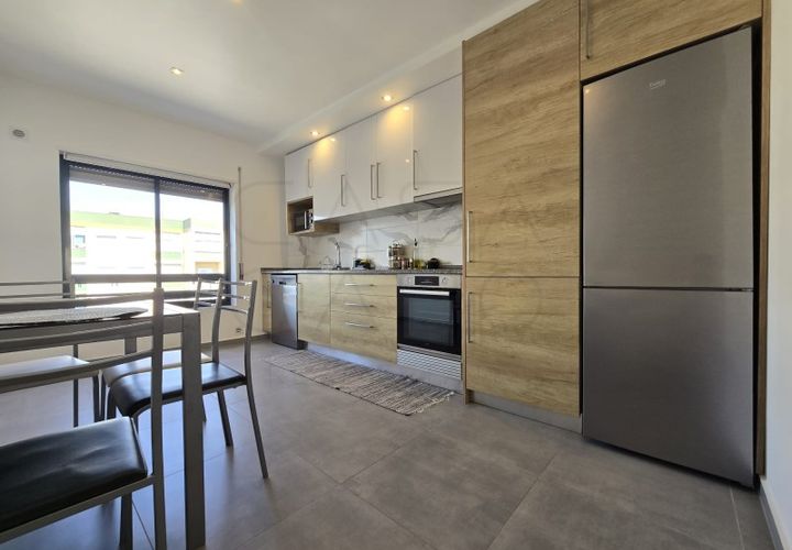 Apartament a Setubal, Setubal, Setubal - € 850/mes | Ref: CC_APA_T1_18251 - foto 1