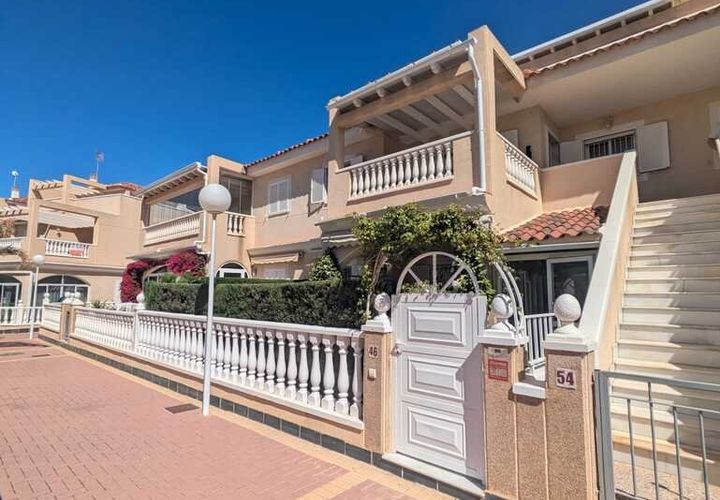 Lejlighed i Playa Flamenca, Alicante, Playa Flamenca - € 239.000 | Ref: CM507 - foto 1