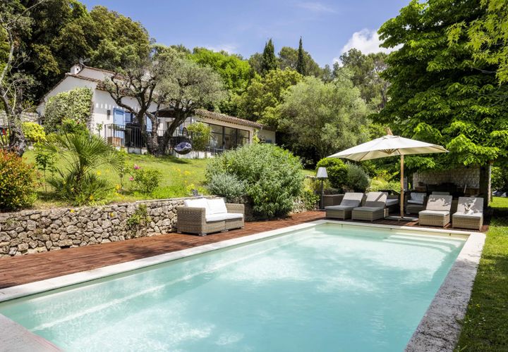 Villa i Valbonne, Alpes-Maritimes, Valbonne - € 1.990.000 | Ref: HH-16227915 - foto 1