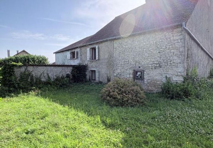 Villa i Lons-le-Saunier, Jura, Lons-le-Saunier - € 142.500 | Ref: 456199JVIN - foto 1