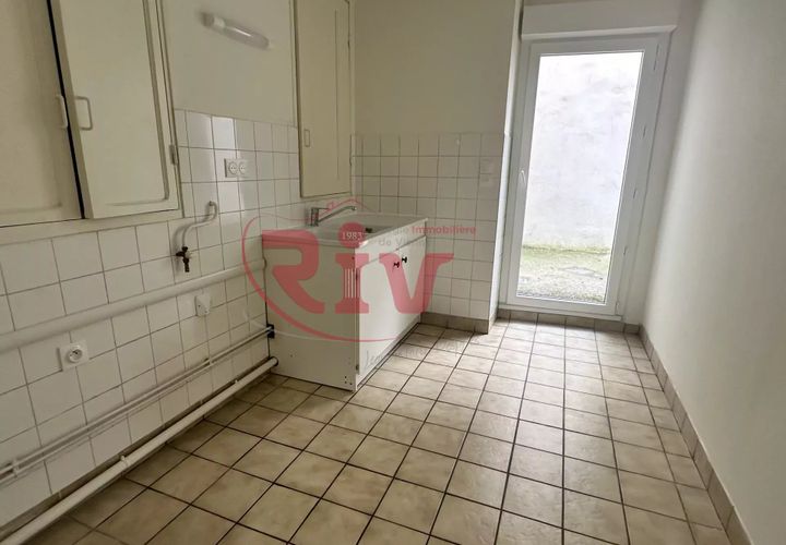 Apartament a Vienne, Isere, Vienne - € 425/mes | Ref: P-8015-03 - foto 1