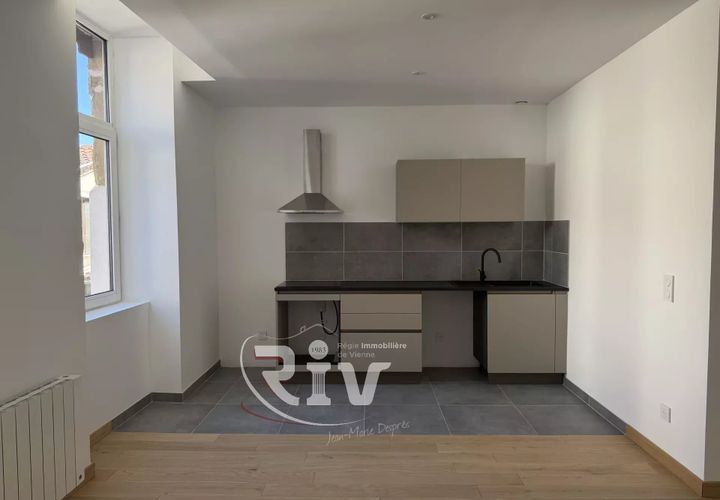 Apartament a Vienne, Isere, Vienne - € 680/mes | Ref: C-2524 - foto 1