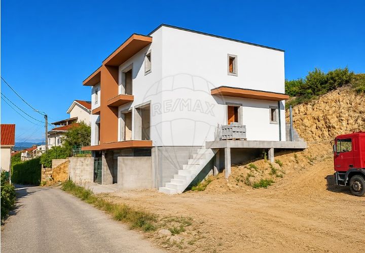 Villa i Cabeceiras de Basto, Braga, Cabeceiras de Basto - € 279.000 | Ref: 126311008-177 - foto 1
