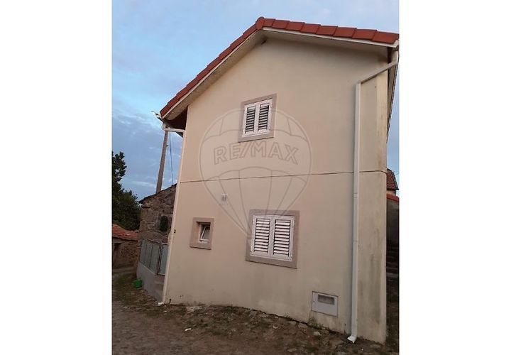 Villa i Chaves, Vila Real, Chaves - € 74.000 | Ref: 126381029-15 - foto 1