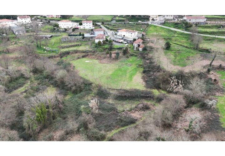 Helårsgrund i Regilde, Porto, Regilde - € 425.000 | Ref: 123331090-111 - foto 1