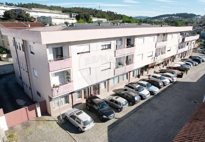 Lejlighed i Guimaraes, Braga, Guimaraes - € 239.900 | Ref: 121751324-367 - foto 1