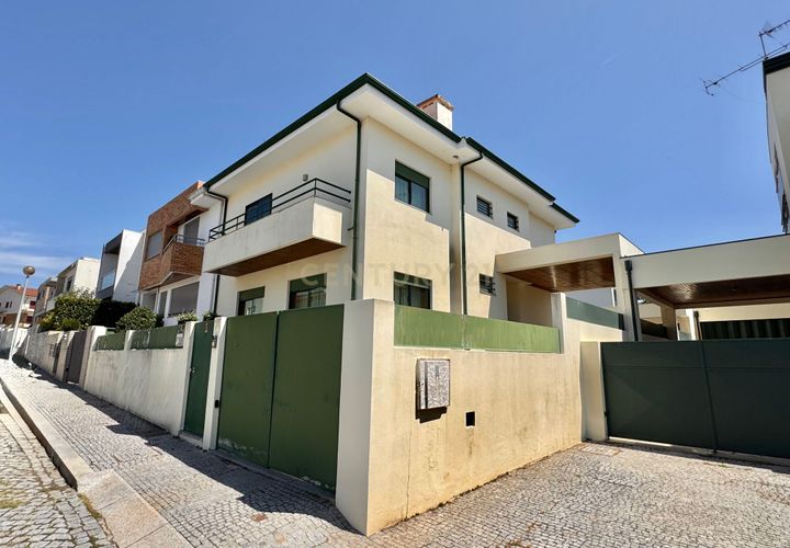 Villa i Maia, Porto, Maia - € 675.000 | Ref: C0487-00070 - foto 1