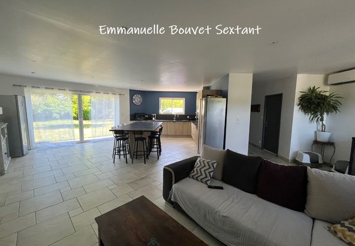 Villa i Mouleydier, Dordogne, Mouleydier - € 298.000 | Ref: 680ADE5F25A747BE - foto 1