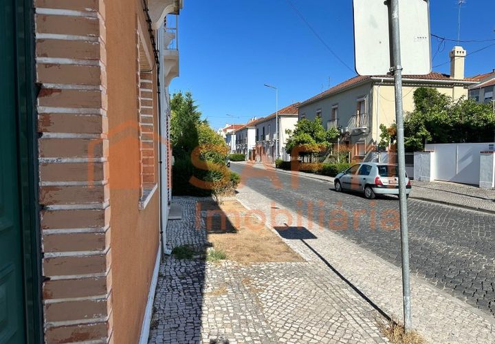 Villa i Entroncamento, Santarem, Entroncamento - € 420.000 | Ref: SAFTI:008414 - foto 1