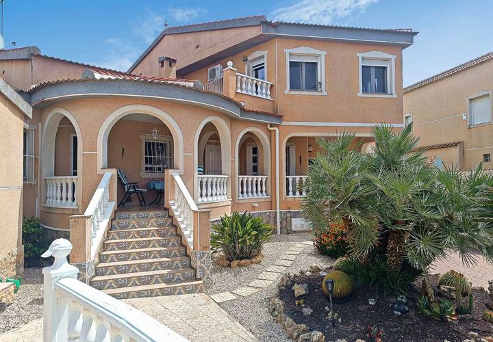 Villa i Ciudad Quesada, Alicante, Ciudad Quesada - € 590.000 | Ref: SPSCX792 - foto 1