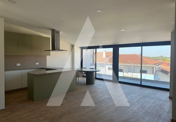 Wohnung in Aveiro, Aveiro, Aveiro - € 1.900/Monat | Ref: 1031052/26BL - Foto 1