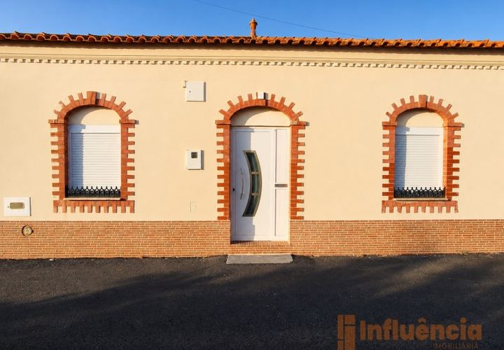 Villa i Abrantes, Santarem, Abrantes - € 200.000 | Ref: CAS_131 - foto 1