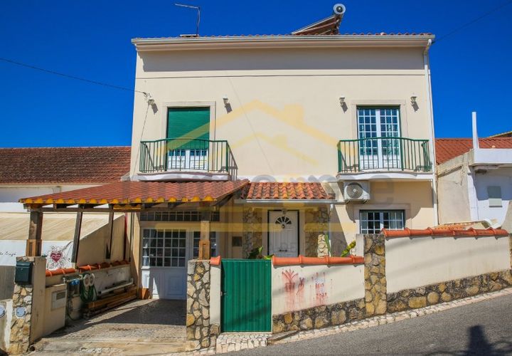Villa - Alenquer, Lisbon, Alenquer - € 319 900 | Réf : Home-00236 - photo 1