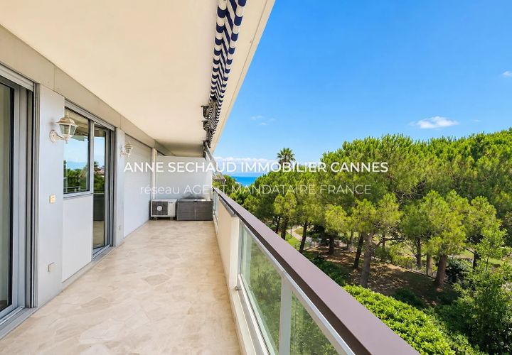 Lejlighed i Cannes-la-Bocca, Alpes-Maritimes, Cannes-la-Bocca - € 365.000 | Ref: 13031 - foto 1