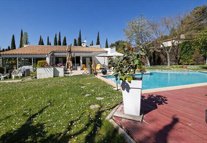 Villa a Bouc-Bel-Air, Bouches-du-Rhone, Bouc-Bel-Air - € 1.145.000 | Ref: HH-16235317 - foto 1