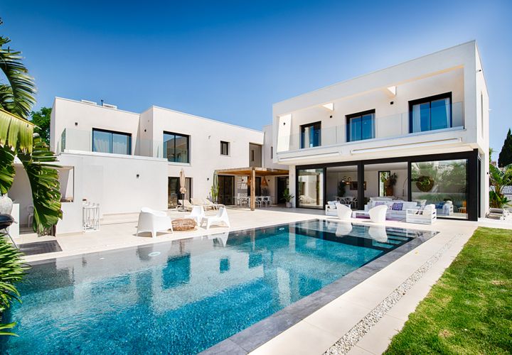 Villa i Empuriabrava, Gerona, Empuriabrava - € 1.890.000 | Ref: W-049TGW - foto 1