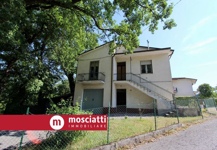 Villa a Matelica, Macerata, Matelica - € 128.000 | Ref: 1381 - foto 1
