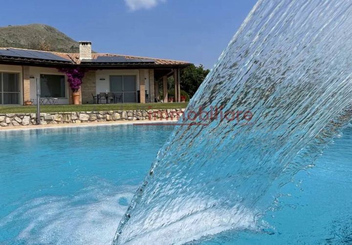 Villa i Itri, Latina, Itri - € 700.000 | Ref: G326 - foto 1