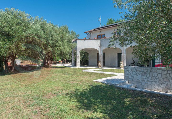 Villa - Ceccano, Frosinone, Ceccano - € 230 000 | Réf : AC99-149-1781 - photo 1