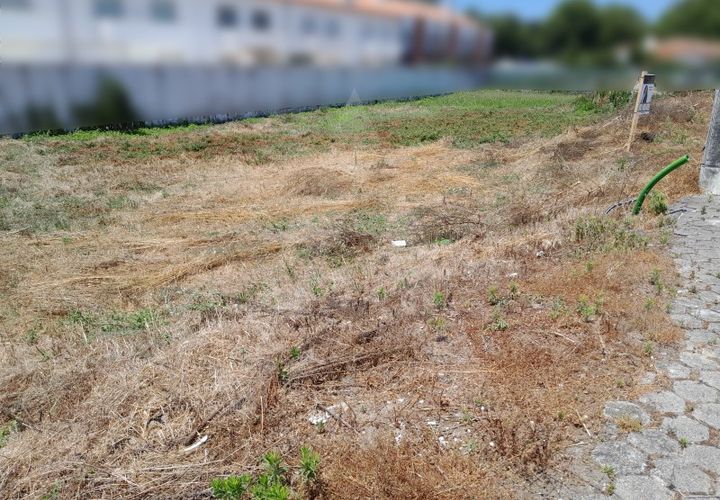 Helårsgrund i Ilhavo, Aveiro, Ilhavo - € 75.000 | Ref: 1012317/25 GL - foto 1