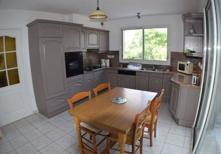 Villa i Villevêque, Maine-et-Loire, Villevêque - € 1.300/måned | Ref: 886683 - foto 1