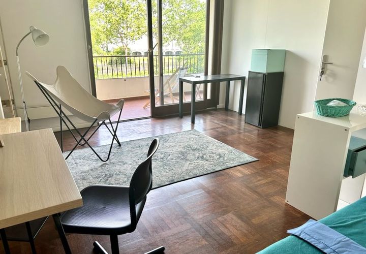 1-Zimmerwohnung in Bron, Rhone, Bron - € 570/Monat | Ref: 839798 - Foto 1