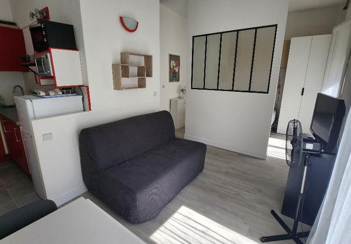 Apartament a Nimes, Gard, Nimes - € 530/mes | Ref: 95821 - foto 1