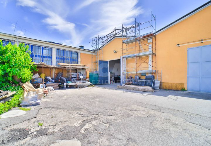 Erhvervsejendom i Monza, Monza and Brianza, Monza - € 200.000 | Ref: CAP.MONZA-TS200V - foto 1