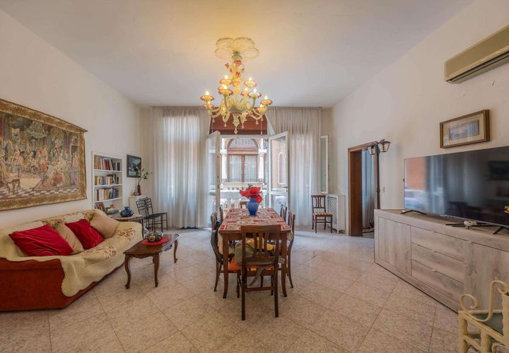 Villa en Venice, Venice, Venice - € 1.050.000 | Ref: R07280VEVI-1425380 - photo 1