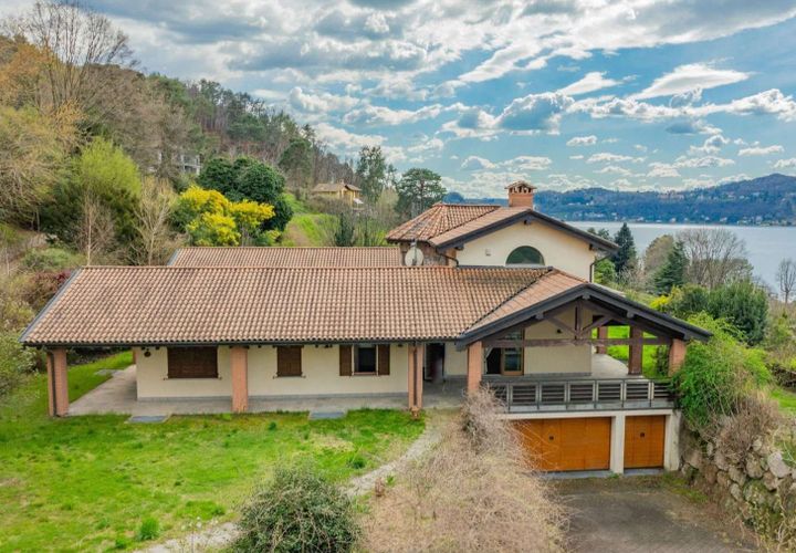 Villa i Ranco, Varese, Ranco - € 2.700.000 | Ref: ILV94379-1466840 - foto 1