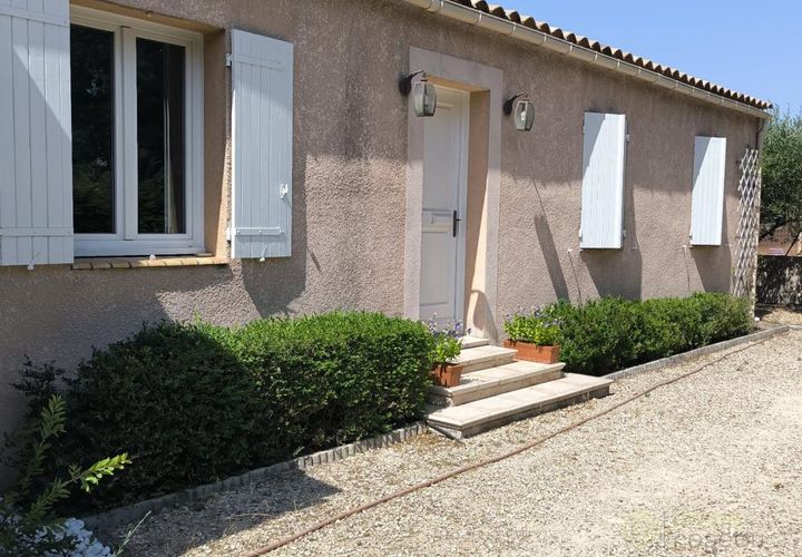 Villa i Sorgues, Vaucluse, Sorgues - € 367 500 | Ref: 3011444759 - foto 1