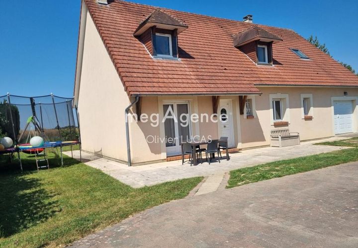 Villa i Saint-Maclou, Eure, Saint-Maclou - € 320 000 | Ref: 204948 - foto 1