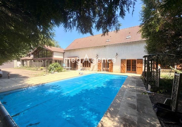 Villa em Sens, Yonne, Sens - € 492.000 | Ref: 206296 - foto 1
