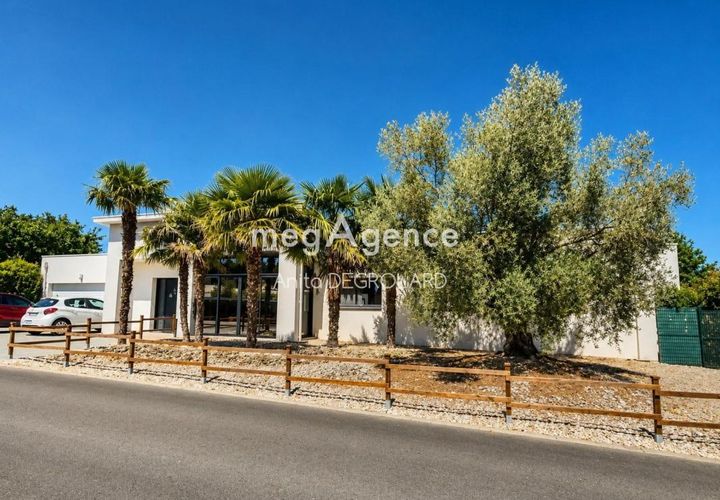 Villa i La Roche-sur-Yon, Vendee, La Roche-sur-Yon - € 739.000 | Ref: 206290 - foto 1