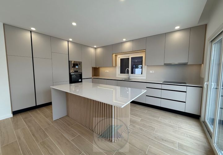 Villa i Quinta do Anjo, Setubal, Quinta do Anjo - € 600.000 | Ref: V4 U 2726 - foto 1