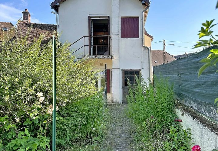 Masia a Saulieu, Cote-d'Or, Saulieu - € 126.000 | Ref: 4832 - foto 1