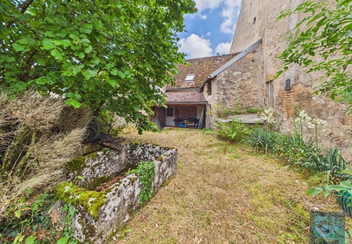 Byhus i Saulieu, Cote-d'Or, Saulieu - € 48.000 | Ref: 4833 - foto 1