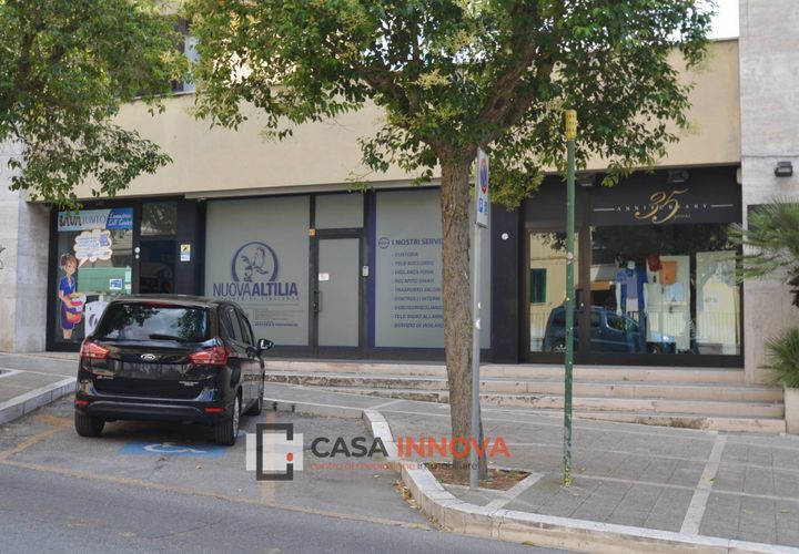 L'establiment comercial a Matera, Matera, Matera - € 155.000 | Ref: 34851001-436 - foto 1
